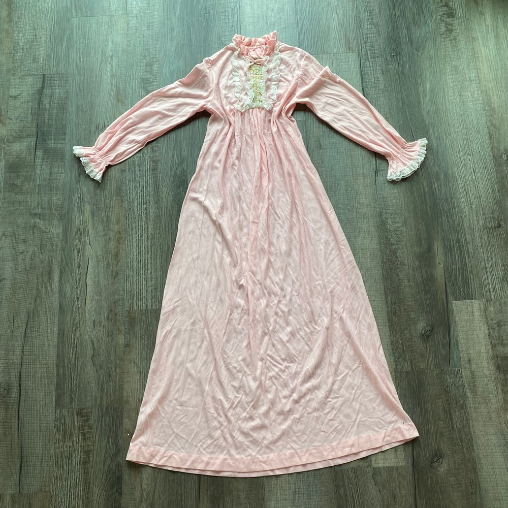 Vintage Cottagecore Pink Nightgown Small